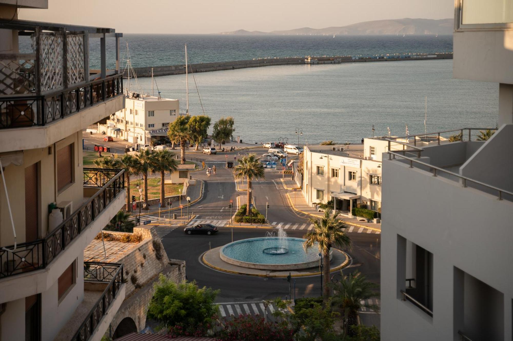 L' Horizon Luxury Living By 8Essentially Heraklion Exteriör bild